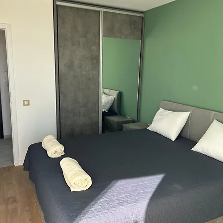 Sky Lux Błagojewgrad